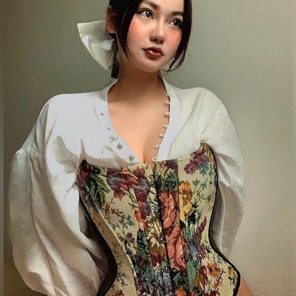 Handmade Renaissance Corset - Victorian Style - Picture 4 of 8